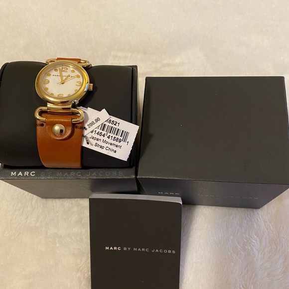 Marc Jacobs Watch - Picture 6 of 6